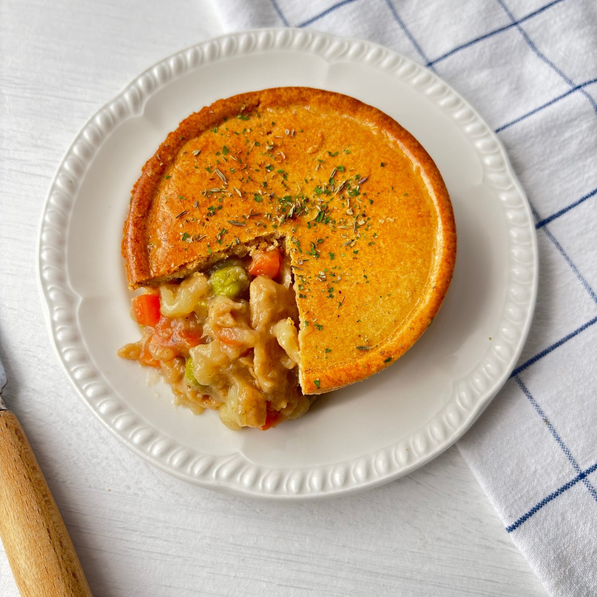 Plant Powered Roast Chickn Dinner Pie image 1